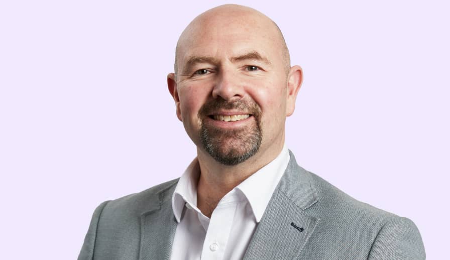 Steve Currier headshot.